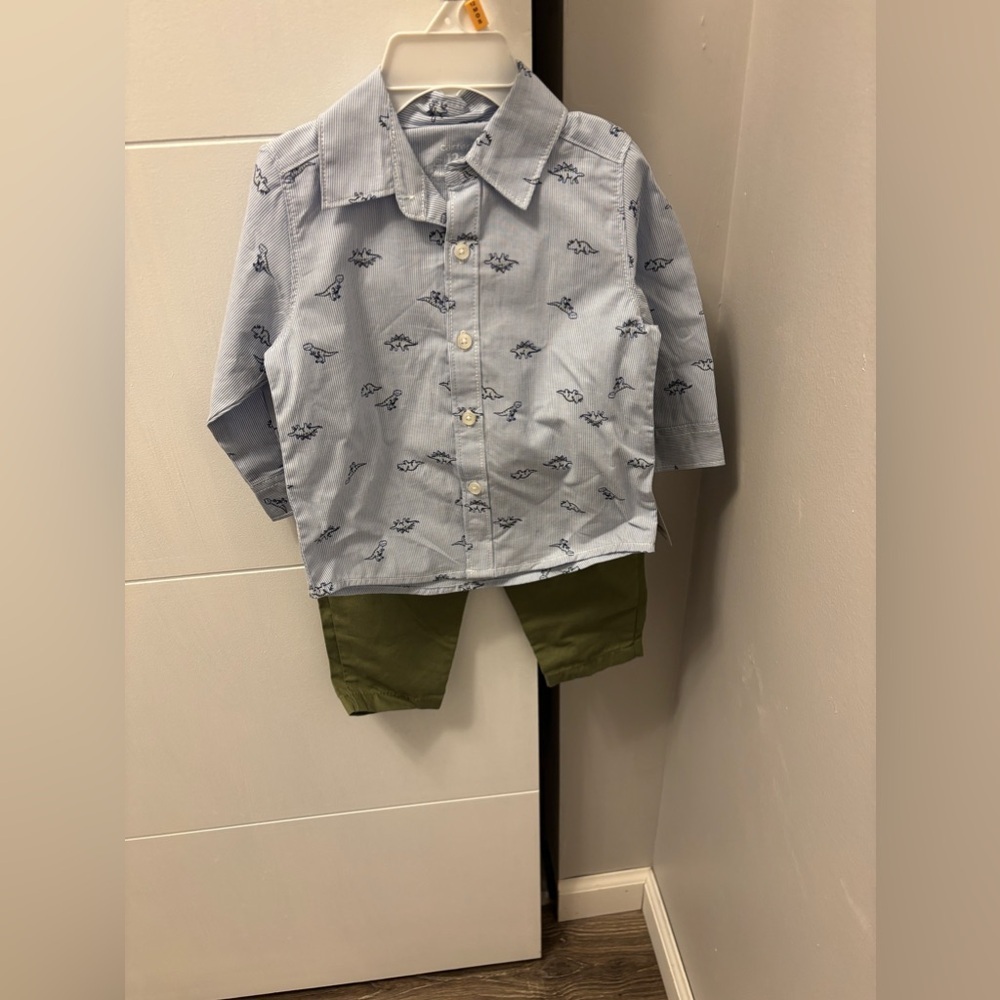 Carters Boys Dinosaur Light Blue Button Up Shirt + Green Pants 2 Pc Size 12M